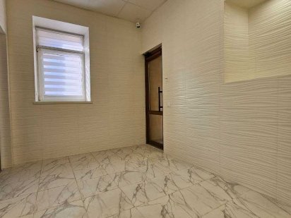 Оренда комерції 40 м2 на 1-му пов, центр, вул. Грушевського Івано-Франківськ