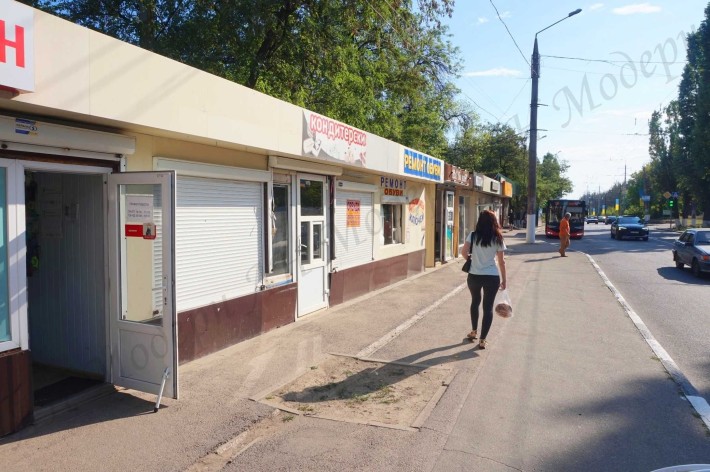 Фасадний павільйон на пр-ті Л.Малой навпроти Буфету оренда Харків - фото 1