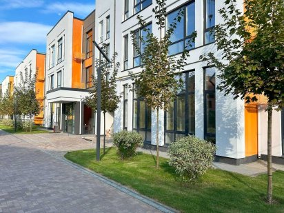 Приміщення розташоване в новому районі міста, який активно засиляється Ірпінь