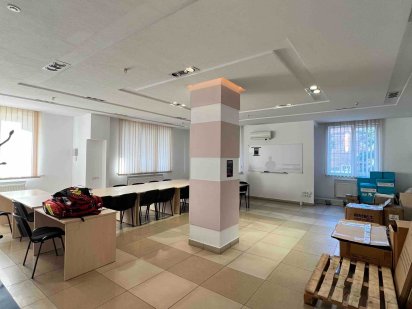 Сдам помещение 1 эт, Центр, рядом ТРЦ Никольский, 254м2, Красная линия Харьков