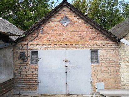 Продається   або здається гараж р-н Цегельного заводу Бердичів