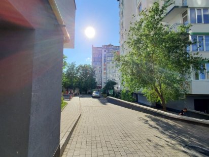 Гараж Нац.Гвардії "МЖК" Парк Шевченка Івано-Франківськ