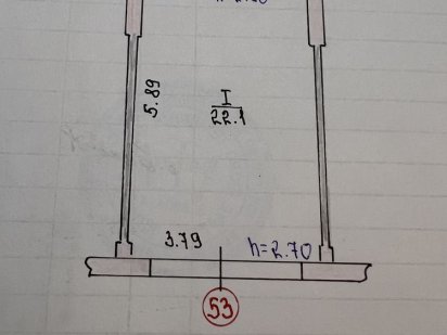 Гараж на території Збруч