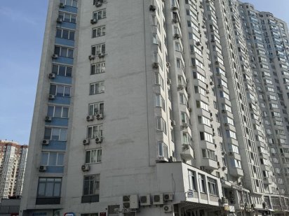 Продам удобный паркинг 16м2 Чавдар 13 уровень 3 Киев