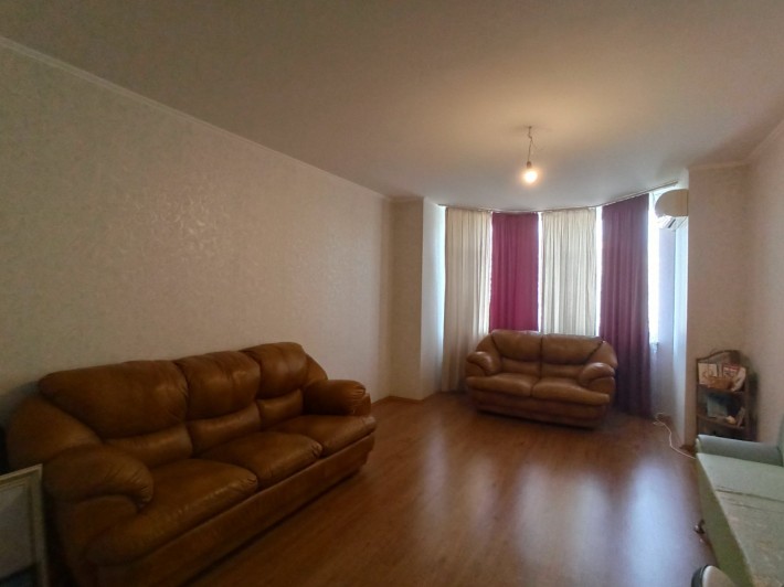 Продам 3 кімнатну квартиру 104м2 Градинська, 5, Троєщина, ТРЦ "РАЙОН". - фото 1