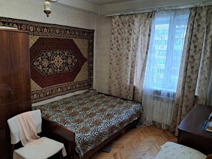 Продам 2к квартиру  біля метро Політех вул.Гаврилішина 10 - фото 1