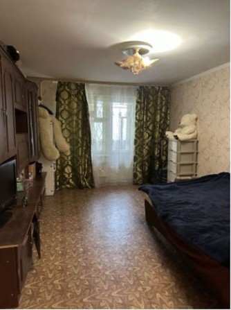 Продам 1-кімнатну квартиру, 38м2, вул. Михайла Драгоманова, 20. - фото 1