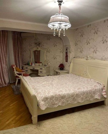 Продаж 3к квартири 151 кв. м на просп. Володимира Івасюка 24А - фото 1