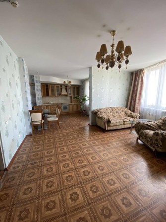 Продам 3к квартиру, 114 м2, Позняки, вул. Урлівська, 11/44. - фото 1