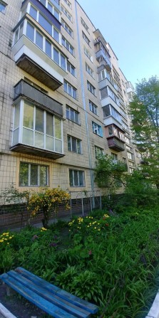 Продаж роздільної 3 кім.кв., Теремківська 17, метро Теремки 300 м - фото 1