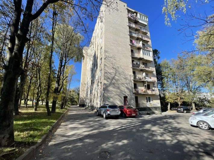 Продаж кімнати в гуртожитку, гарний стан, середній поверх - фото 1