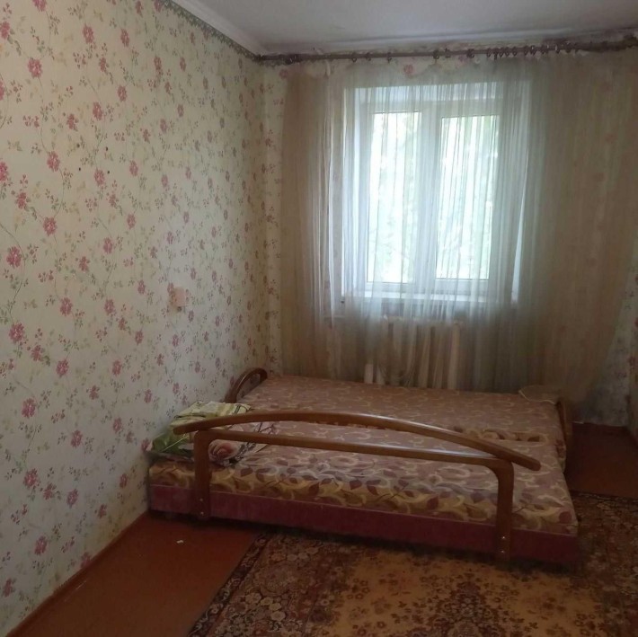 Продам 1 комнату в коммуне. Космонавтов 4/5 жилое состояние (030-082) - фото 1