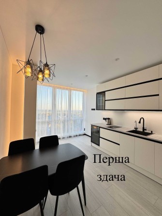 Оренда 1-кімнатної квартири з дизайнерським ремонтом ЖК Resident Hall - фото 1