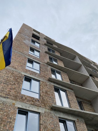 Велика 1кімнатна квартира 49м2 - фото 1