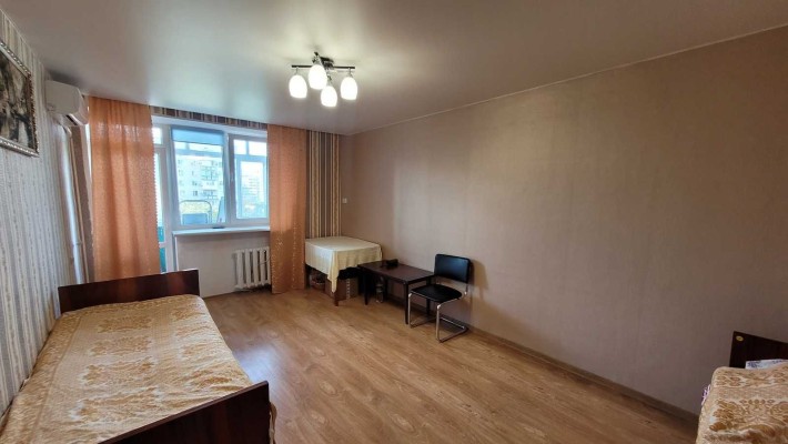 1 комнатная квартира гостинка 30 м.кв. - фото 1