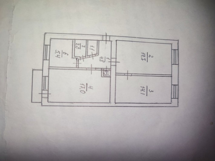 Продам 3-х кімнатну квартиру в центрі міста - фото 1