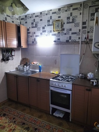 Продам 3-х комнатную квартиру - фото 1