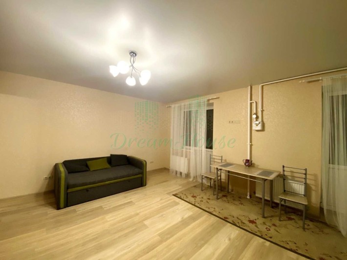 Продаж 1к квартири з ремонтом - фото 1