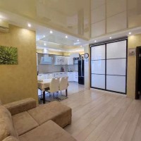 Продаеться 3к.квартира на Ревуцького,7В, Дарницький р-н Киев