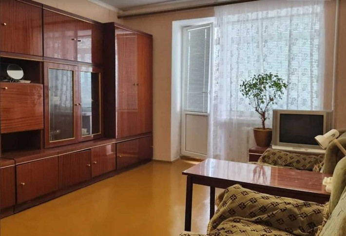 L Продам 1 к квартиру Центр - фото 1