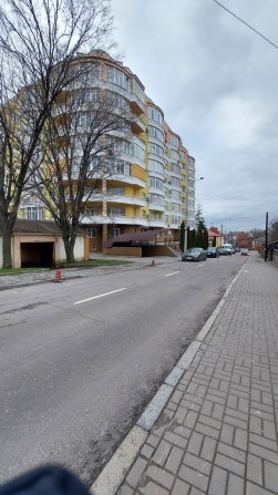 Продам квартиру в новобудові, в центрі - фото 1