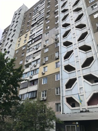 Продажа 2-х комн. кв., Ахматовой, 25 - фото 1