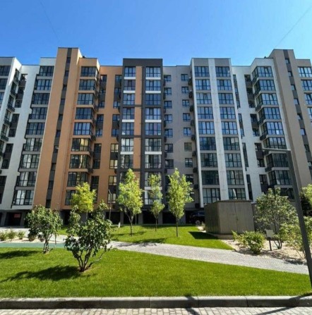 Продаю 2к. квартиру 78м² неподалік центру - фото 1