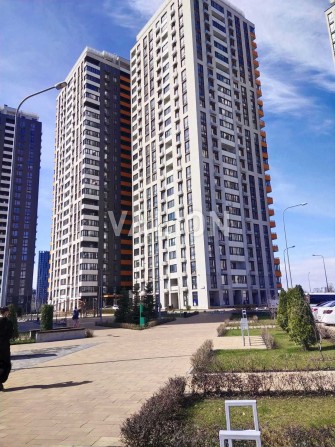 Продаж 2к квартири в ЖК Seven, Осокорки, Дніпровска набережна,18б. - фото 1