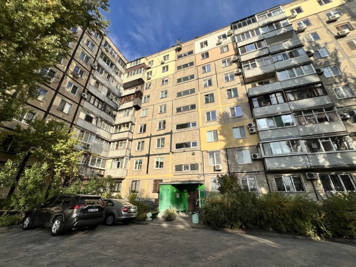 Продам 2 комнаиную квартиру, 4 этаж, район Воронцова - фото 1