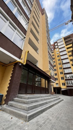 Продам 1 кімнатну квартиру ЖК Полісся 2 у зданій секції - фото 1