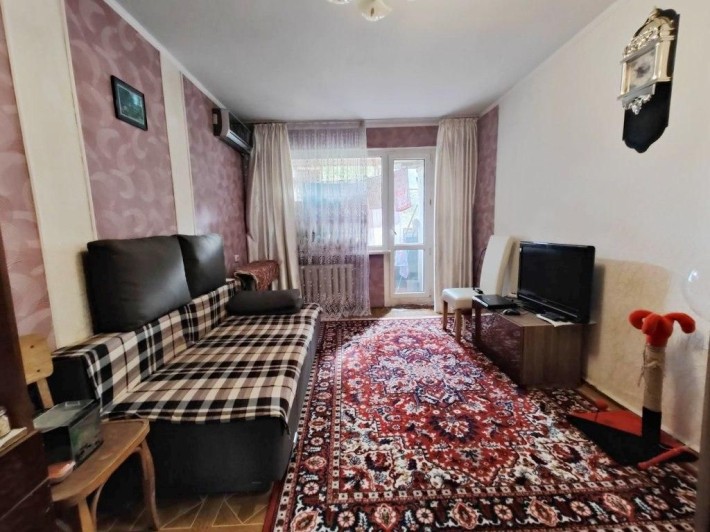 Продам 2-ком квартиру в центре Черемушек, ул.Героев Крут (3-021-248) - фото 1