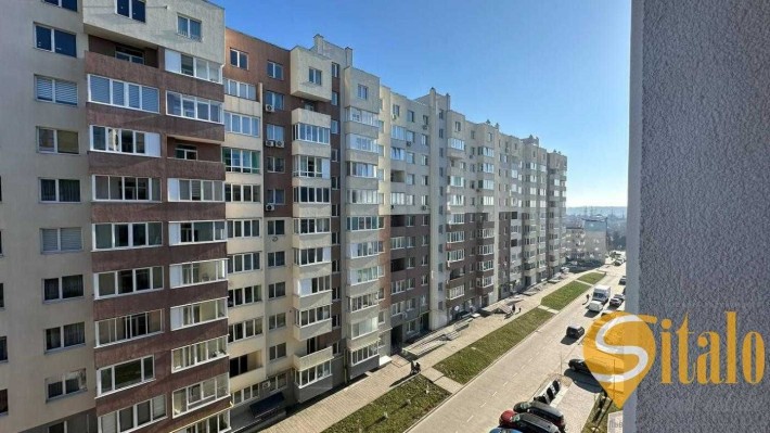 Продаж 1 кімнатної квартири з ремонтом, вулиця Угорська - фото 1