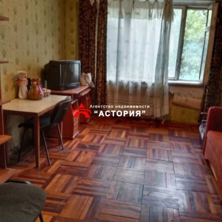 Продаж 4-кімнатної квартири - фото 1