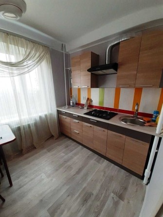 Продам 2-к квартиру, Космический мкрн, ул. Парамонова - фото 1