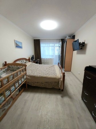 Продам 3 комнатную квартиру с ремонтом,  2 этаж, ул. Плоходько 5 А - фото 1