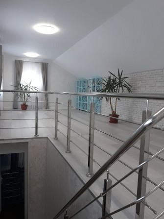 Продажа дома 245м2 с ремонтом - фото 1