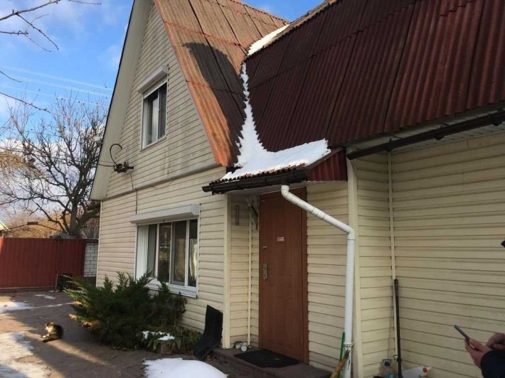 Продаж садового будинку та землі в с.Забуччя Київської обл 61400$ - фото 1