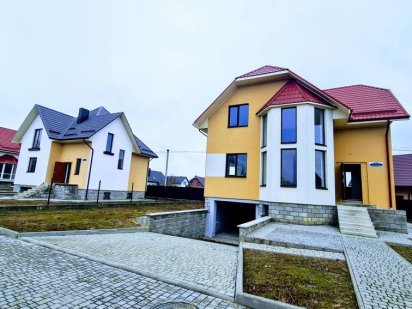 Продаж будинку.Можливе розтермінування. Луцьк