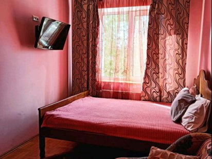 Вільна власник 1о 2х кім в часному домі район сан Карпати Трускавец