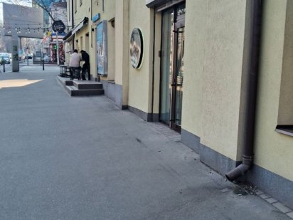 Приміщення на червоній лінії, Січових стрільців (Шевченко 36) Днепр