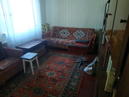 Здається частина будинку, Заріччя