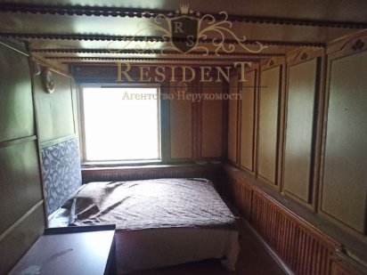 Окремо стояча будівля в районі "Наша Правда". Днепр