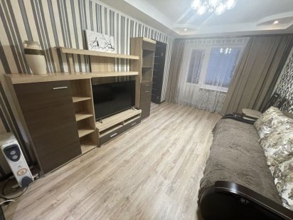 Подобово 2к затишна квартира, район «Літак»