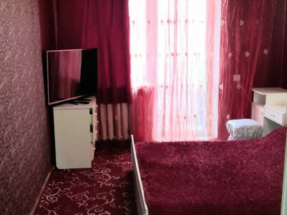 Подобово 2-х кімнатна квартира в центрі Ізюма Ізюм