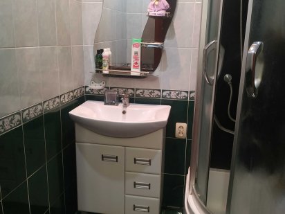 Подобова оренда 2-х квартири р-н Критого ринку Краматорск