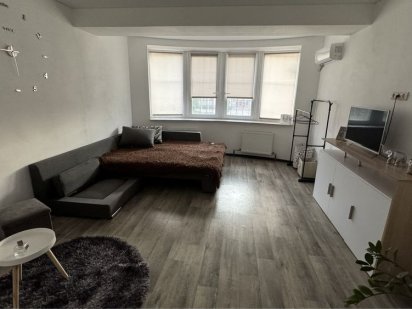 Здам квартиру 1 поверх оренда подобово погодинно Южне Іванова 12  моря Южное