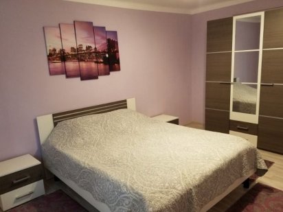 2-х Кімнатна квартира подобово ЦЕНТР з паркінгом на 2 машини Wi-Fi Івано-Франківськ