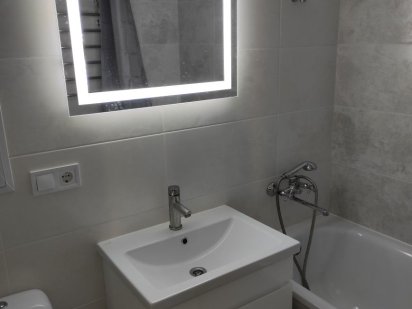 2 кімн, центр, новий євроремонт Ровно