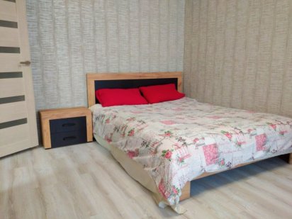 1-кімн, 12 школа, Вул. Грушевського, подобово погодинно Рівне