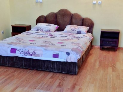 Вільна   Героїв Майдану , ТЦ Майдан.і Черновцы